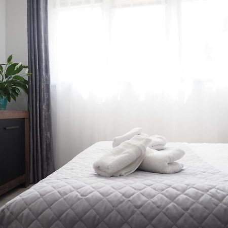 Adobe Apartment - Przytulny I Free Parking Вроцлав Экстерьер фото