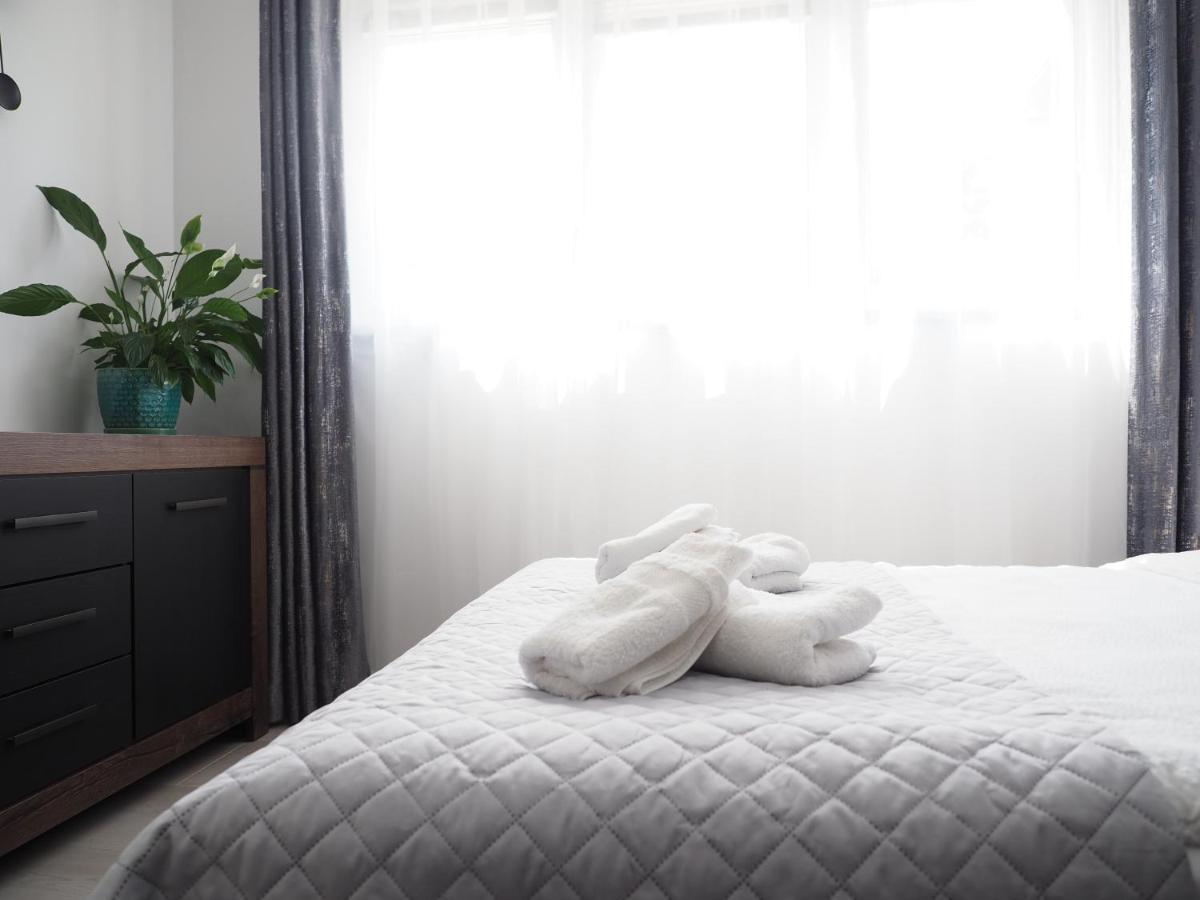 Adobe Apartment - Przytulny I Free Parking Вроцлав Экстерьер фото