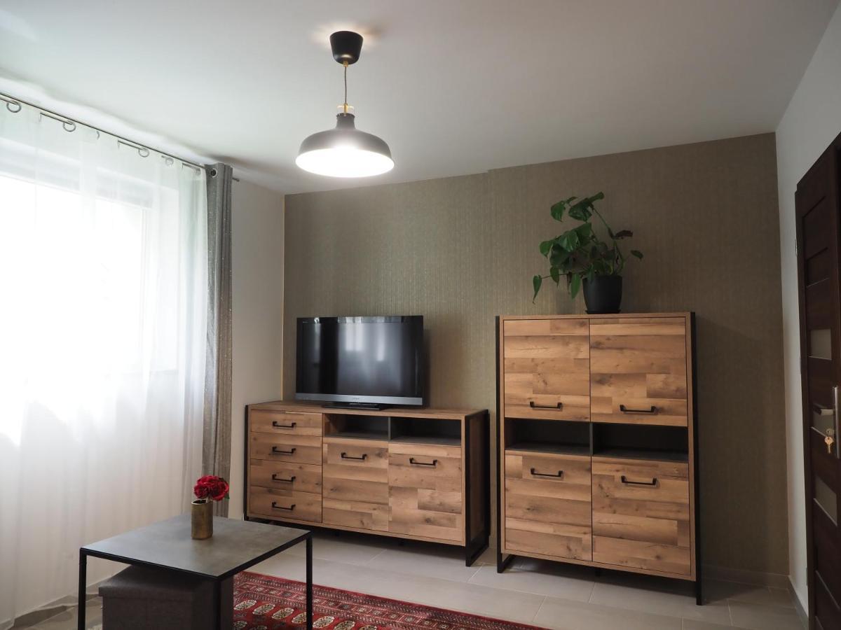 Adobe Apartment - Przytulny I Free Parking Вроцлав Экстерьер фото