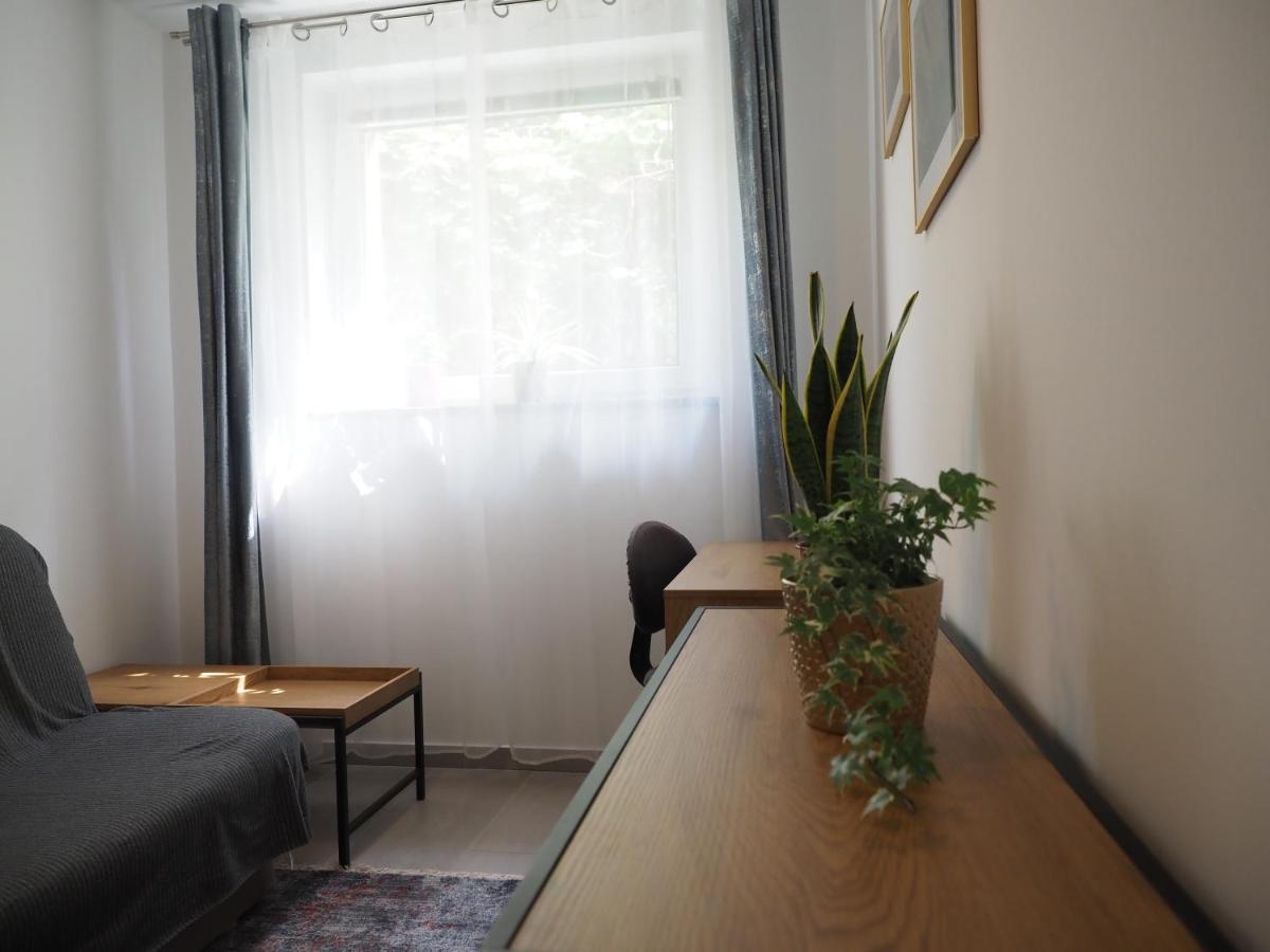 Adobe Apartment - Przytulny I Free Parking Вроцлав Экстерьер фото
