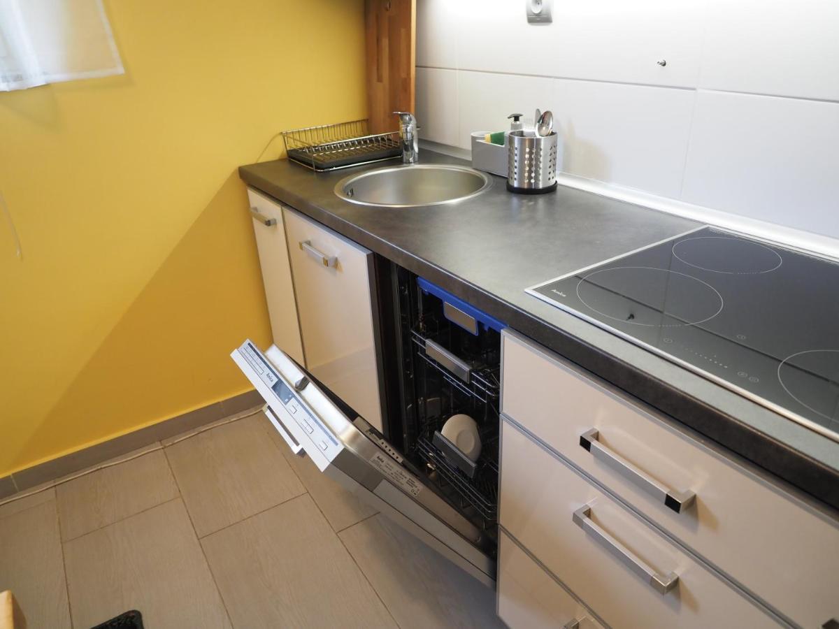 Adobe Apartment - Przytulny I Free Parking Вроцлав Экстерьер фото